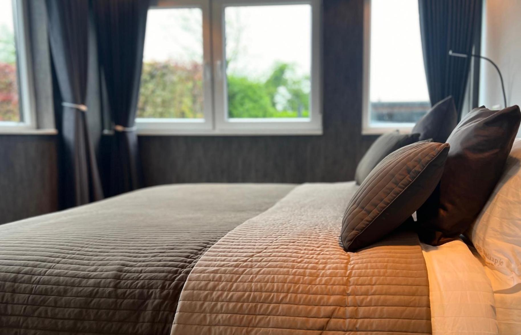 Bed And Breakfast Roodkapje Kaatsheuvel Ngoại thất bức ảnh